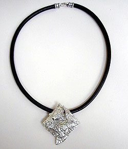 Norwich Terrier pendant